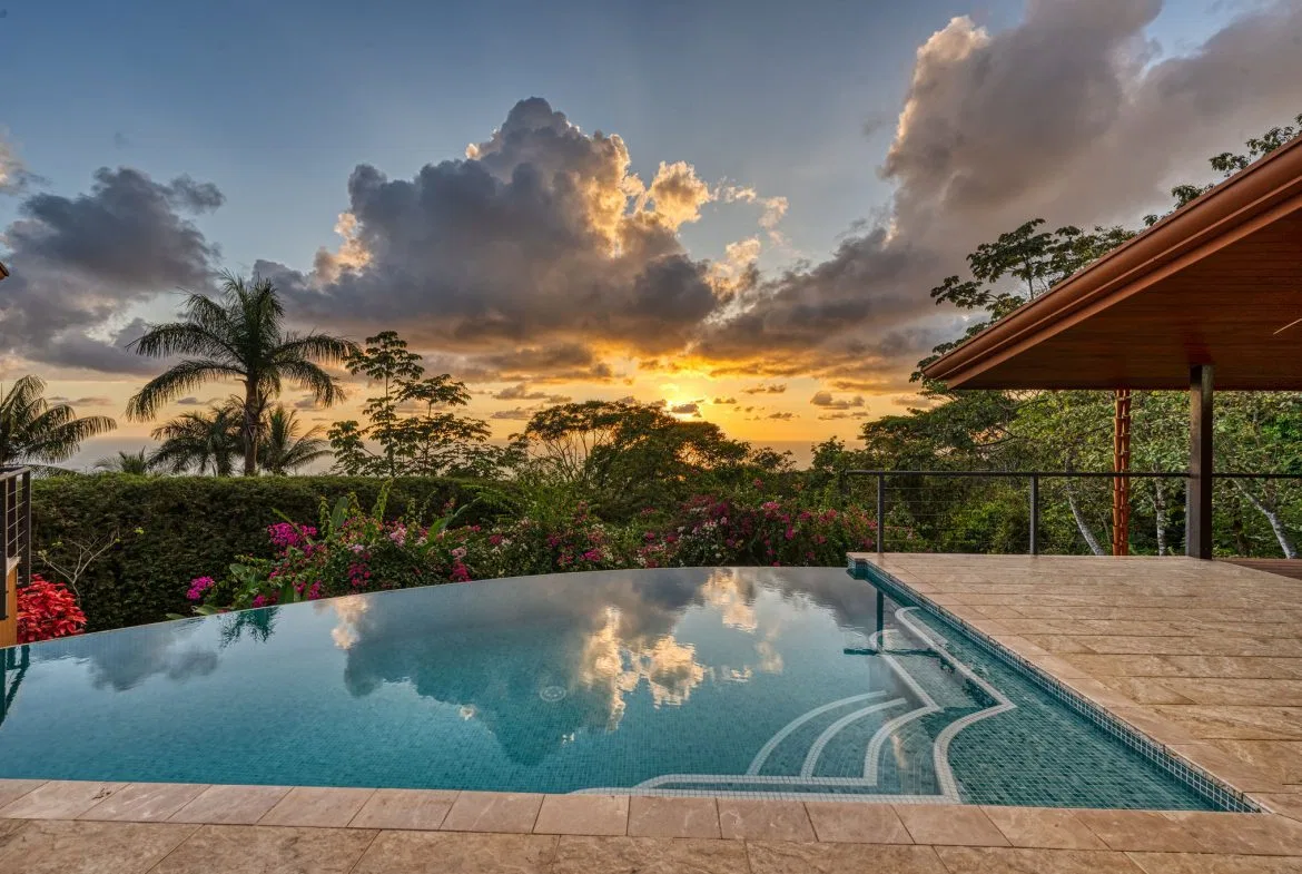 ESCALERAS, DOMINICAL 3 BEDROOM OCEAN VIEW HOME, photo 8
