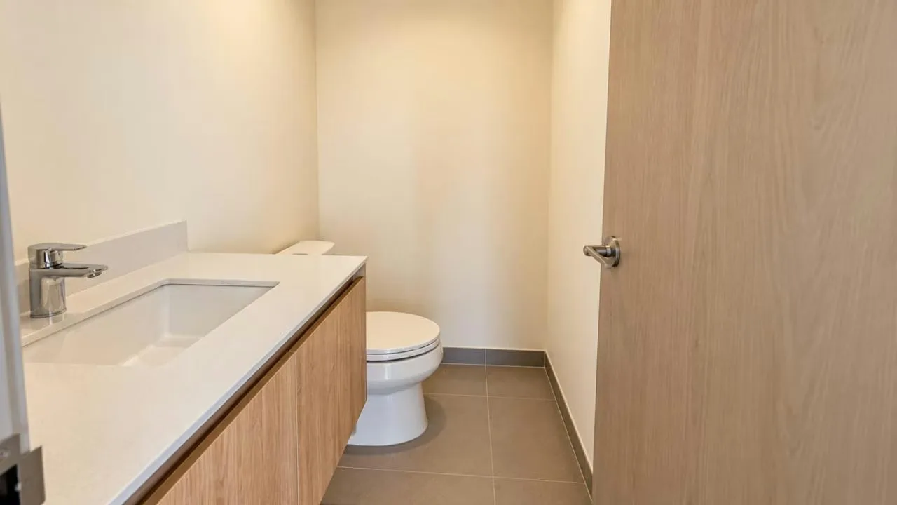 Vive en este elegante apartamento de 3 habitaciones en Torre The Jane, ideal para familias o ..., photo 10