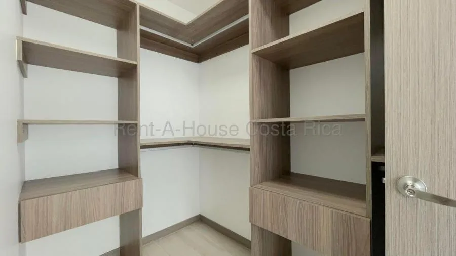 Venta de Casa en Escazú-San Antonio. RAH 26-1670 - Venta en Escazú, photo 12