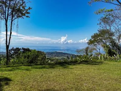 Un lote preparado de 1,5 acres inmerso en la jungla con vistas espectaculares de Whale's Tail, photo 5