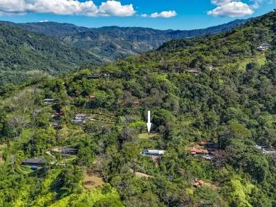 Un lote preparado de 1,5 acres inmerso en la jungla con vistas espectaculares de Whale's Tail, photo 7