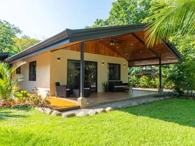 Acogedora casita de 2 habitaciones en Uvita. ¡Camina hasta la playa!, photo 2