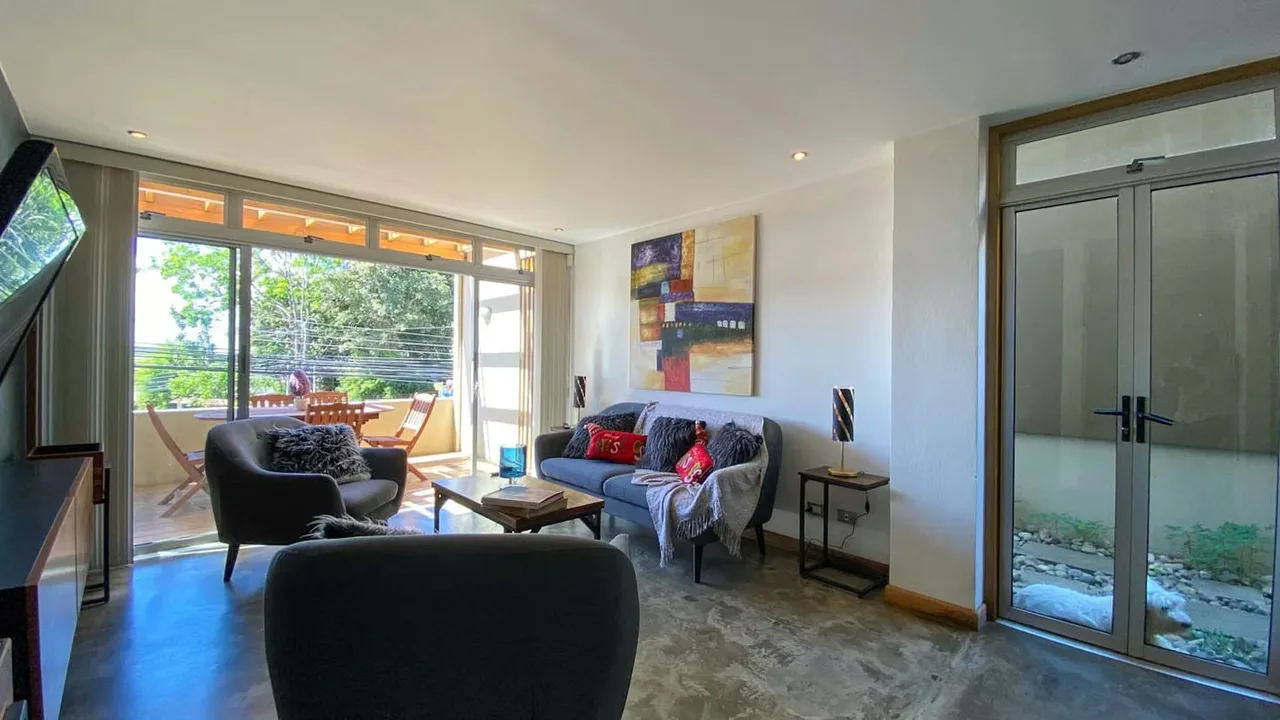House for Sale with an Exclusive Architectural Design, photo 3