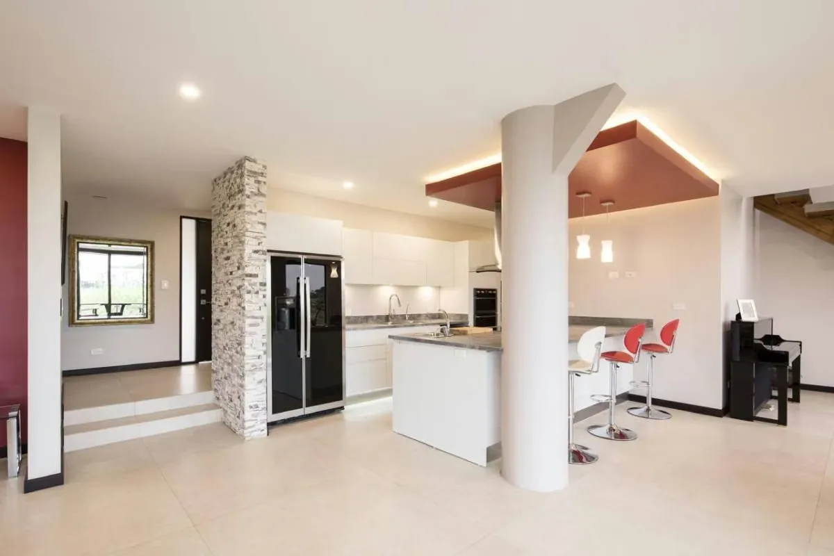 Living in Francosta, one of the most exclusive residential communities in Heredia, is synonymous with prestige, security, and comfort. In ...