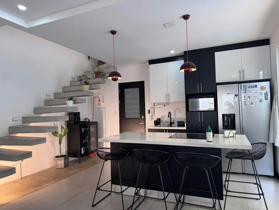 Modern House for Sale in Residencial Estancia Antigua