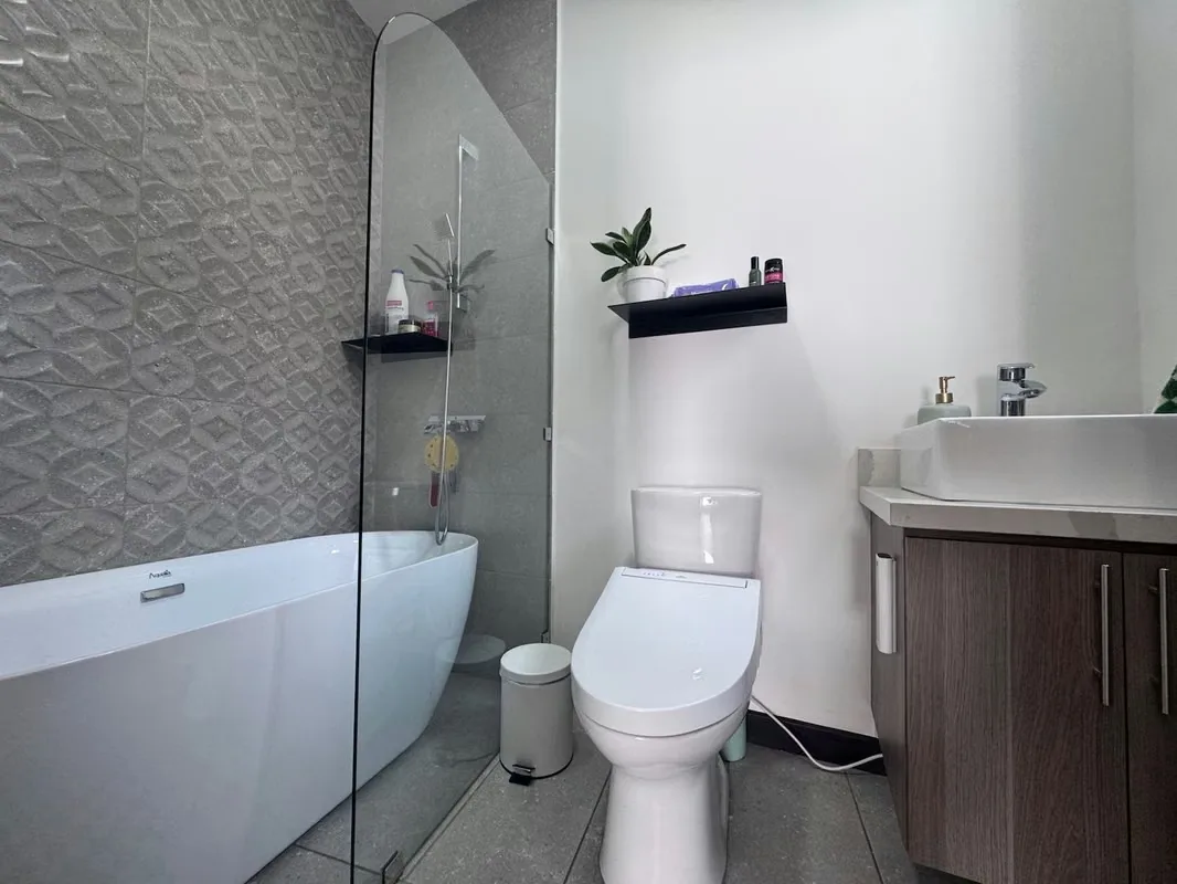 Modern House for Sale in Residencial Estancia Antigua, photo 11
