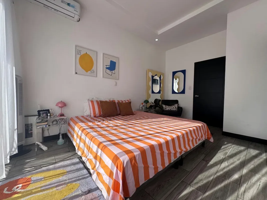 Modern House for Sale in Residencial Estancia Antigua, photo 8