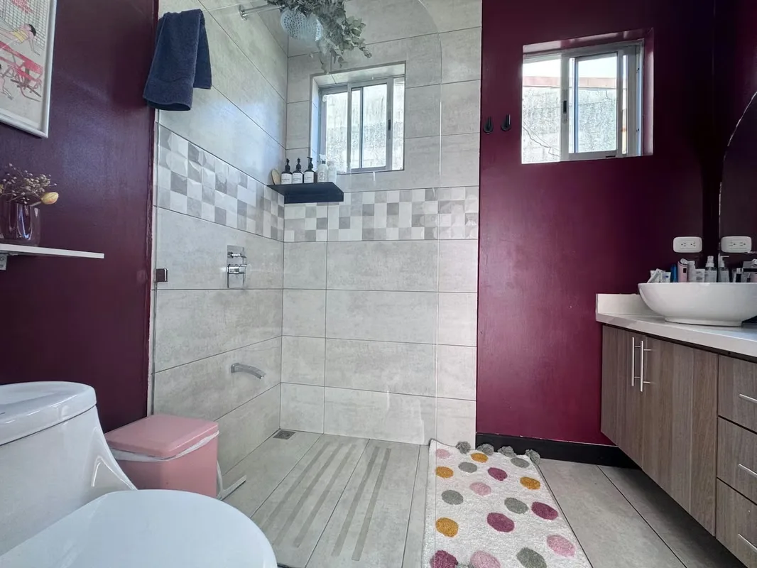 Modern House for Sale in Residencial Estancia Antigua, photo 10