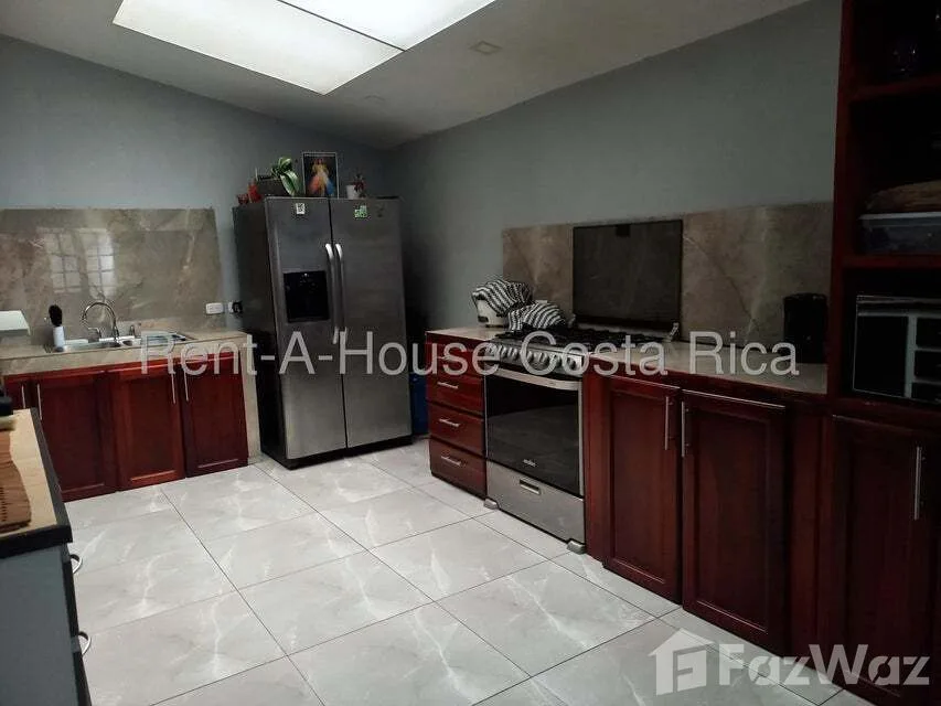 4 Bedroom House for Sale at Goicochea for $168,400, photo 4