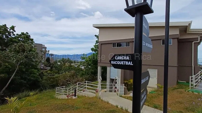 Viví en un apartamento de 60 m² en piso 7, con hermosas vistas y una ubicación privilegiada en Granadilla de Curridabat., photo 20