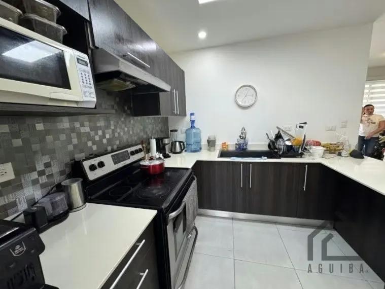 Casa excelente distribución en Condominio Altos de Sabanilla frente al parque del este, photo 8
