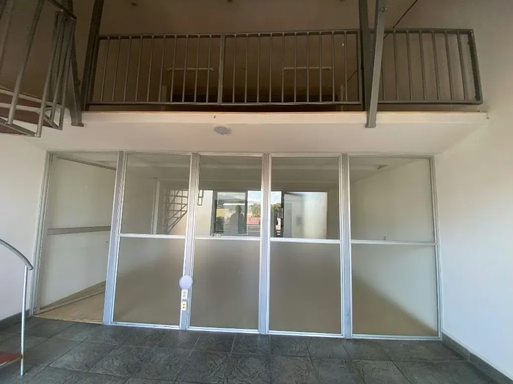 Alquiler de local comercial en Guachipelín de Escazú. Complejo privado de locales y oficinas con una magnífica ubicación, photo 2
