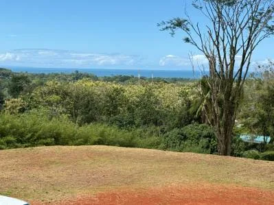 Lote de 2,528 m² con vista al mar en venta en Uvita – Perfecto para una o dos casas, photo 3