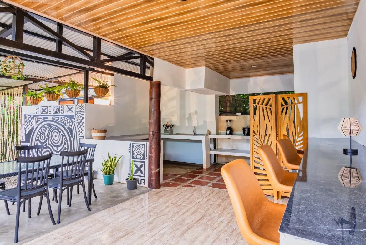 HOTEL PROPERTY WITH TWENTY TWO BEDS, IN BAHIA BALLENA CENTER – 0.24 ACRES, photo 22