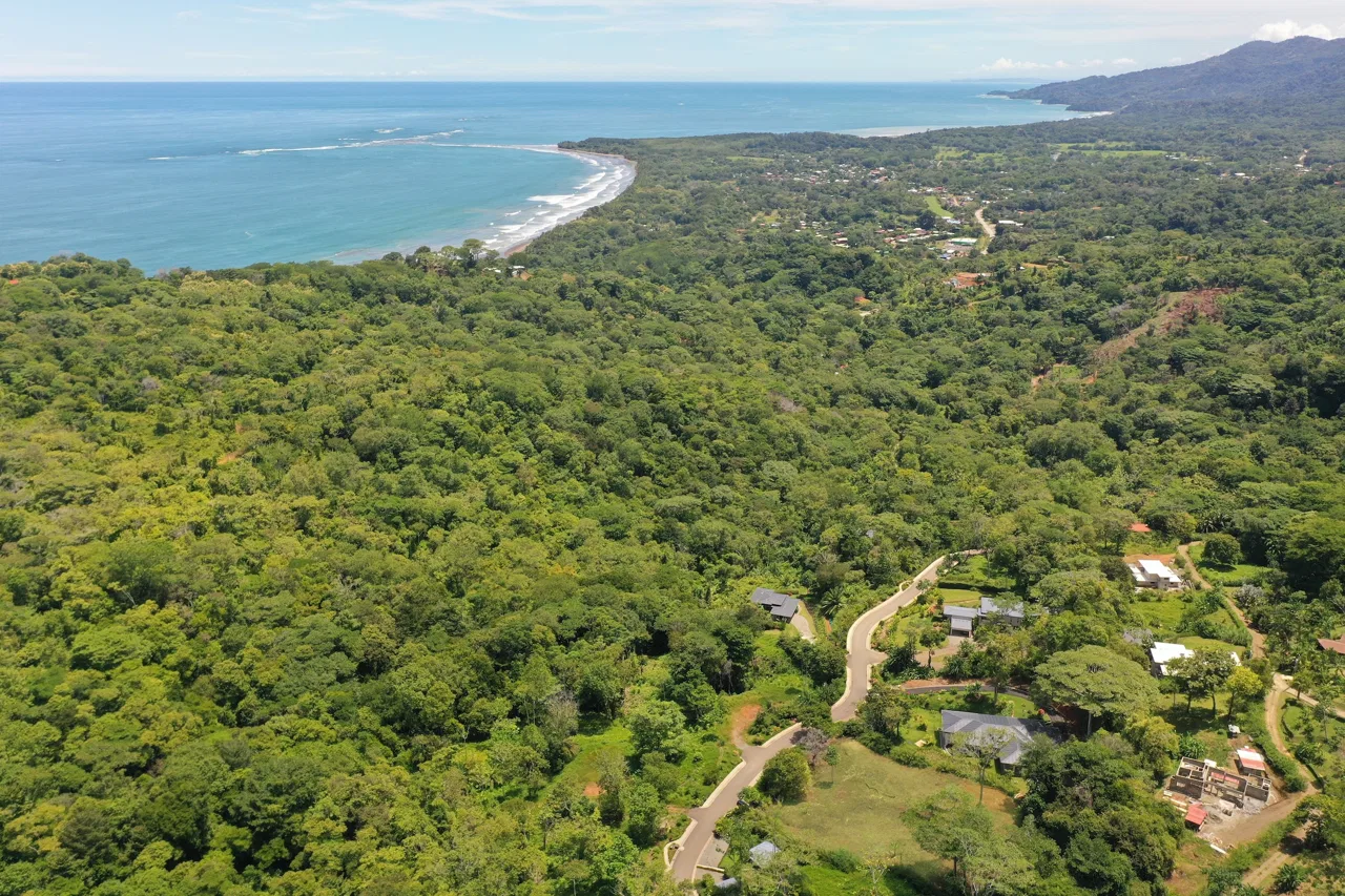 BUILDING PROPERTY WITH BEACH VIEWS IN LA COLONIA – 1.25 ACRES, photo 11