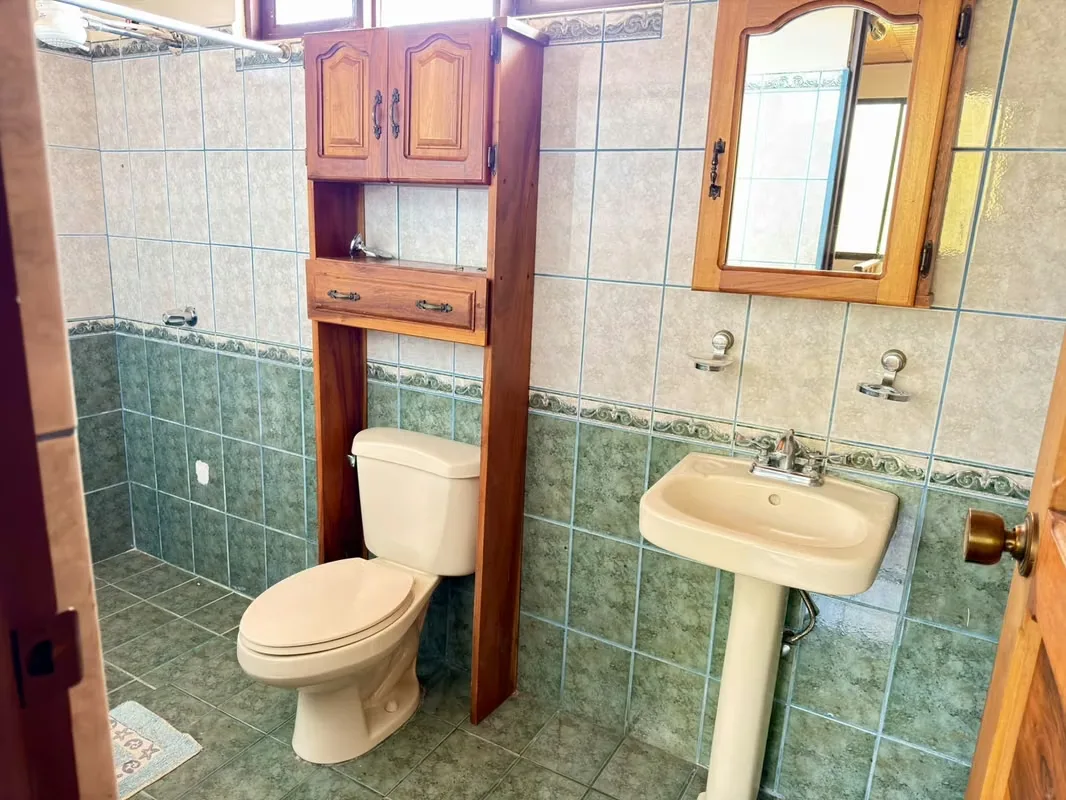 Two independent houses for sale in Barrio Córdoba, Zapote., photo 5