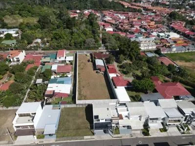 Propiedad para desarrollo comercial o residencial en venta