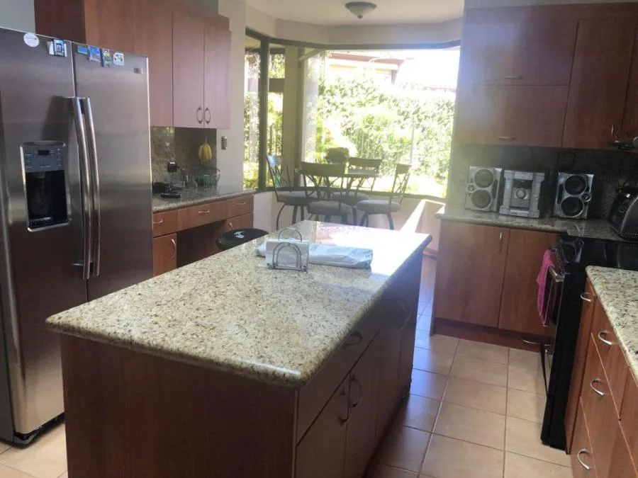 VENTA DE CASA ESCAZÚ SAN JOSÉ CL22-1637 - Venta en Escazú, photo 5