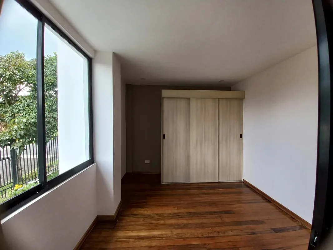 New one-room apartment with contemporary finishes is rented. Located in a very safe and quiet urbanization, with access to recreational park. The price includes water, light and laundry ..., photo 5