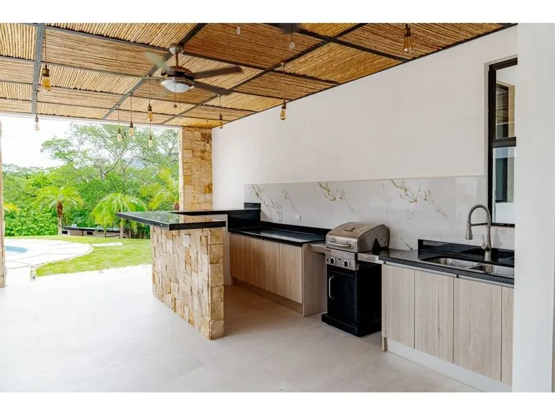5 Bed Single Family Homes For Sale in Playas Del Coco, photo 5