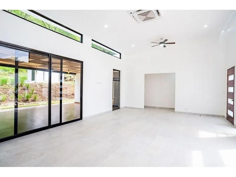5 Bed Single Family Homes For Sale in Playas Del Coco, photo 7