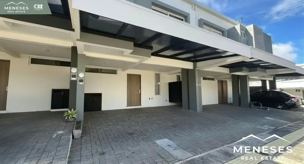 Modern House for Sale in Condominium San Pablo de Heredia