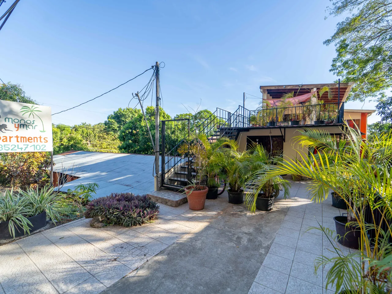Monos y Mar - 7BR 4BA Income Generating Multi-Unit Beach Property, photo 4