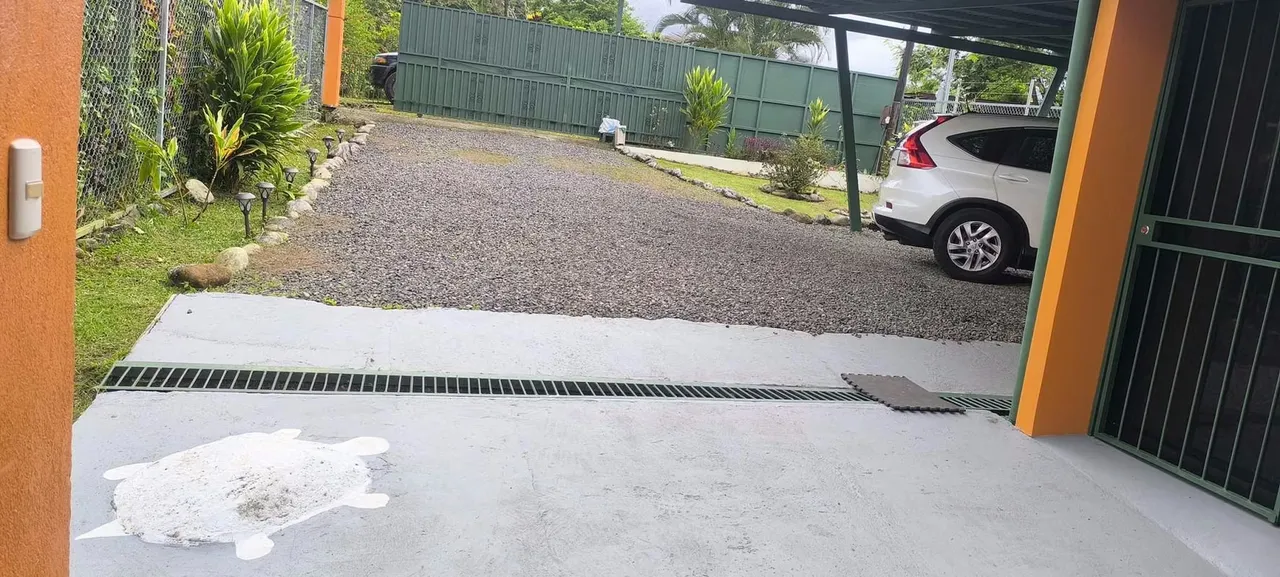 A gorgeous property with a beautiful house featuring 3 bedrooms and 2 bathrooms, located just 20 minutes from La Fortuna. The lot measures 627 m² (0.15 acres) and the construction is ..., photo 9