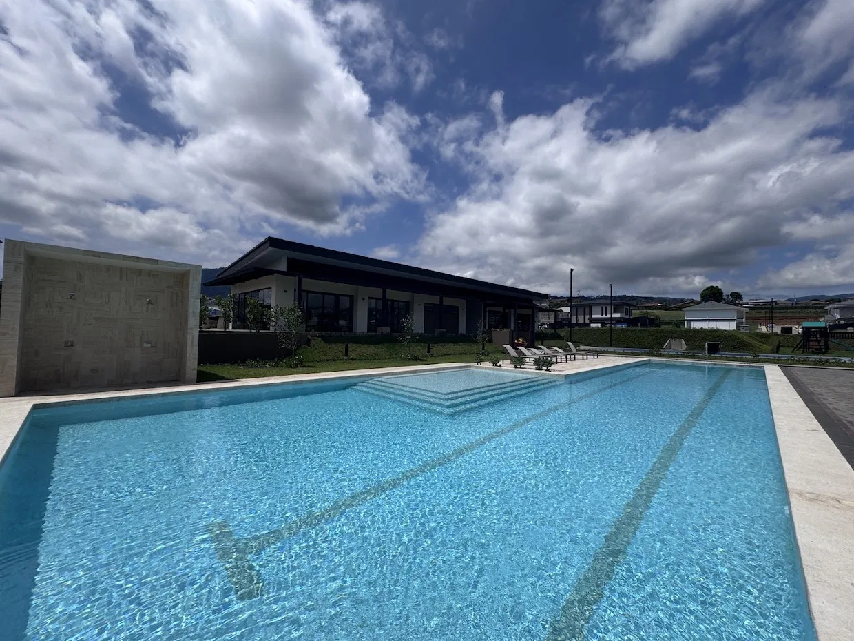 Curridabat: Espectacular Lote Plano en Condominio Avenida del Este con 283 Metros., photo 6