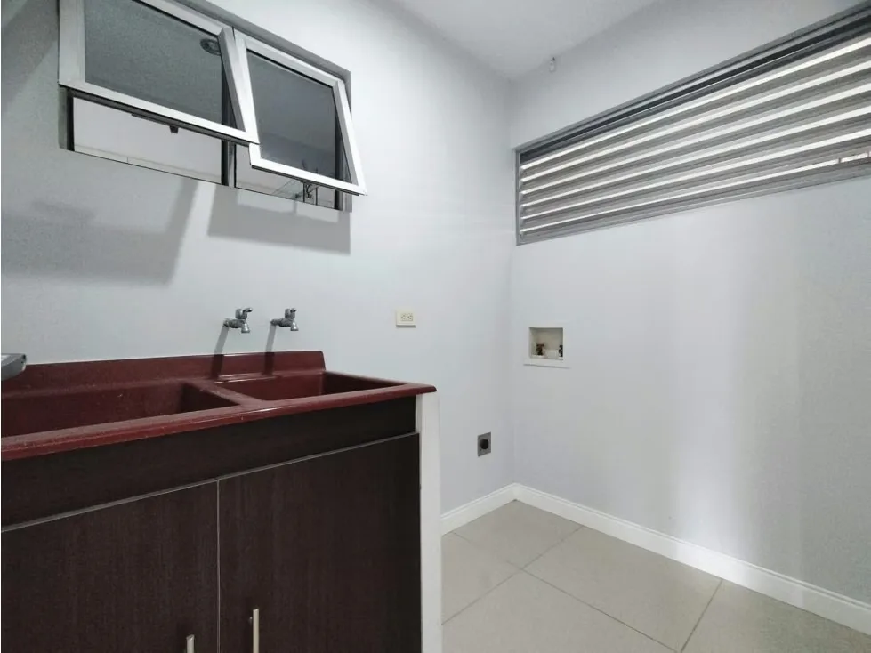 Cuenta con: Amplia sala comerdor, cocina integral, cuarto de pilar grande, 1 habitación espaciosa con closet, 1 ..., photo 5
