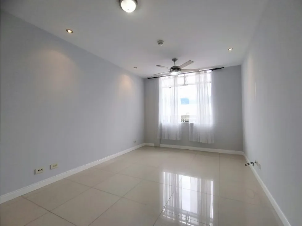 Cuenta con: Amplia sala comerdor, cocina integral, cuarto de pilar grande, 1 habitación espaciosa con closet, 1 ..., photo 6