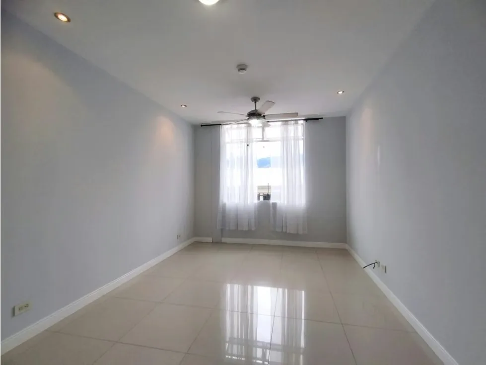 Cuenta con: Amplia sala comerdor, cocina integral, cuarto de pilar grande, 1 habitación espaciosa con closet, 1 ..., photo 7