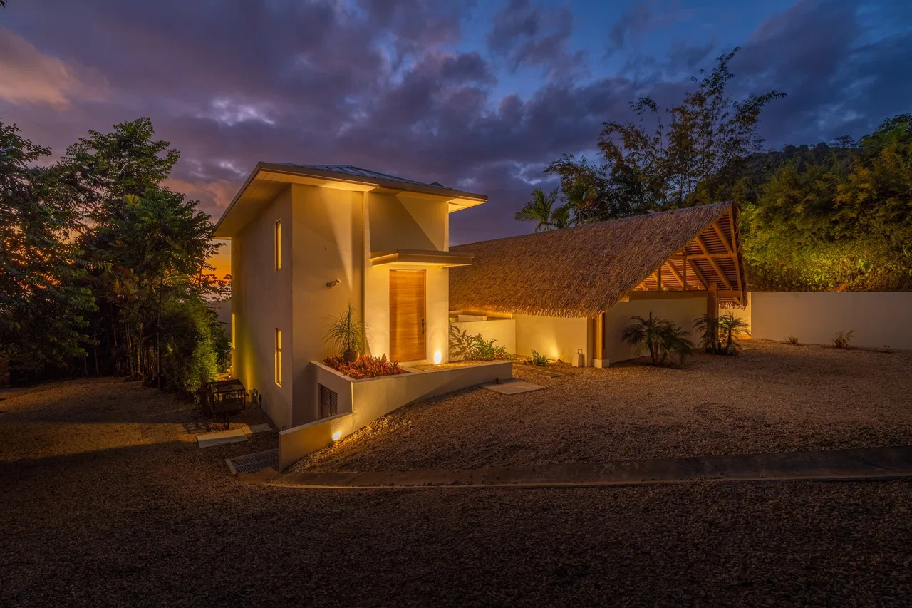 Luxury Costa Rica Compound Minutes from Dominical and Hidden Beaches, photo 3