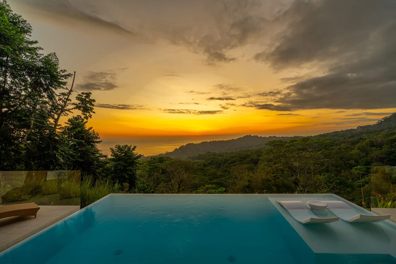 Luxury Costa Rica Compound Minutes from Dominical and Hidden Beaches, photo 9