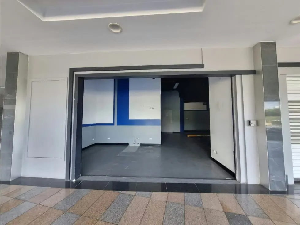 ¿Buscas el lugar ideal para hacer crecer tu negocio? Disponibles modernos locales comerciales en alquiler ubicados ..., photo 11