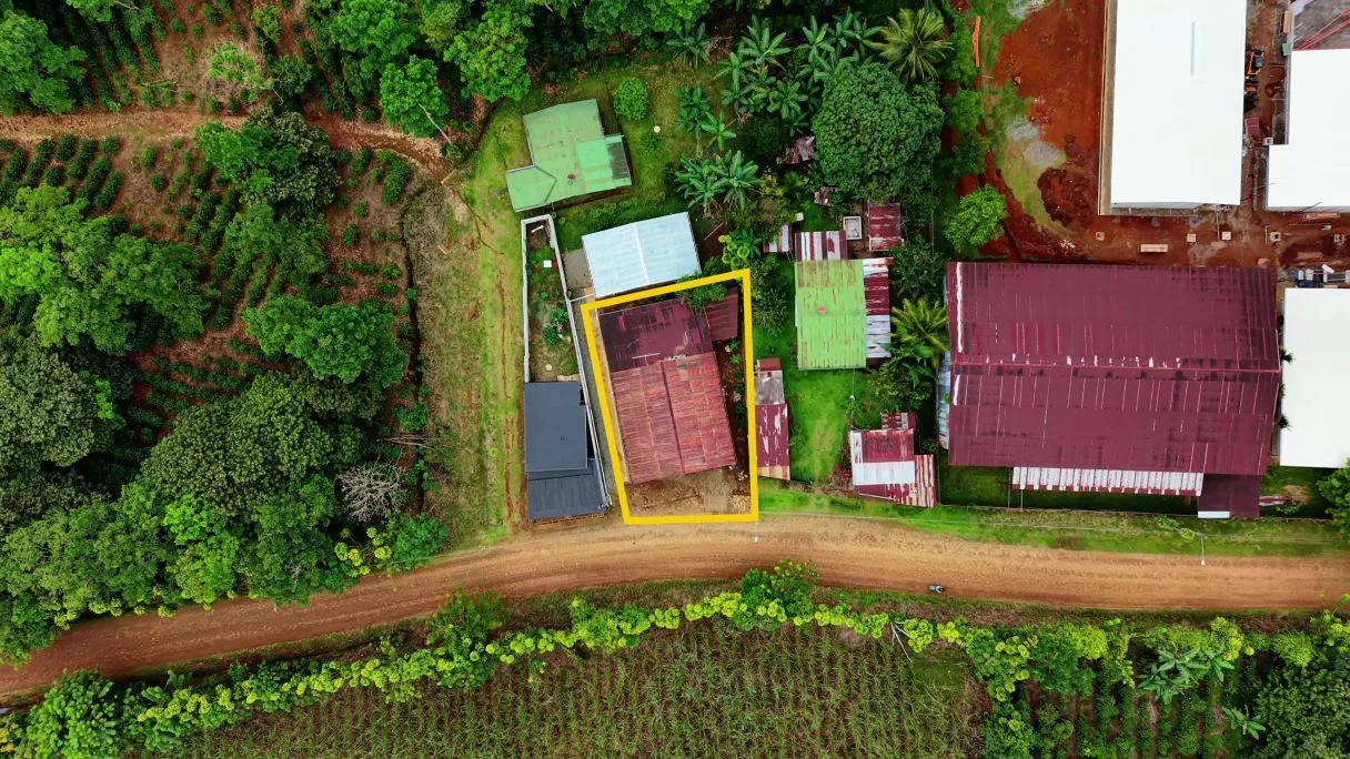 Prime Investment Opportunity in Las Mercedes de Cajón, Pérez Zeledón | 353 sqm Lot with Versatile Warehouse &amp; Apartment