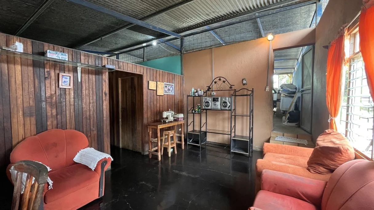 Prime Investment Opportunity in Las Mercedes de Cajón, Pérez Zeledón | 353 sqm Lot with Versatile Warehouse &amp; Apartment, photo 4
