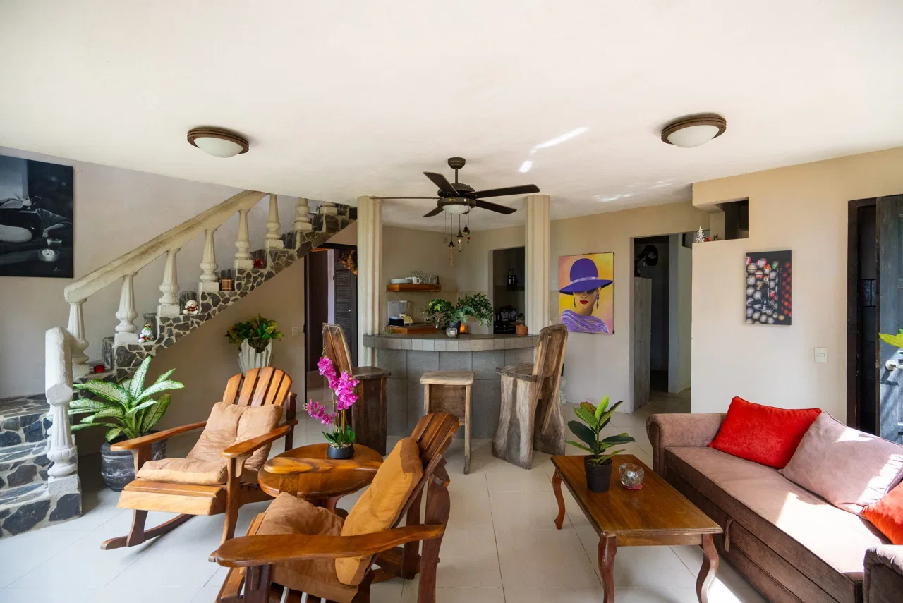LUXURIOUS RETREAT WITH LARGE WATERFALL ON THE PROPERTY AND EXPANSIVE OCEAN VIEW – 12 ACRES, photo 22