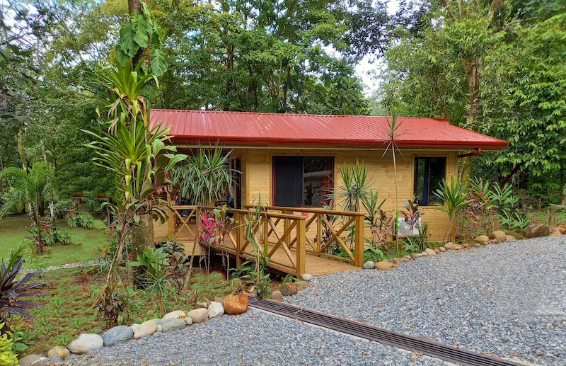 8 BEAUTIFUL CABINAS WITH POOL IN UVITA – 1.82 Acre, photo 4