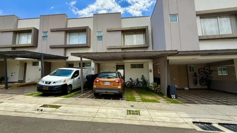 Aquí tienes la traducción profesional al inglés, optimizada para resaltar las amenidades de lujo de este condominio:, photo 11