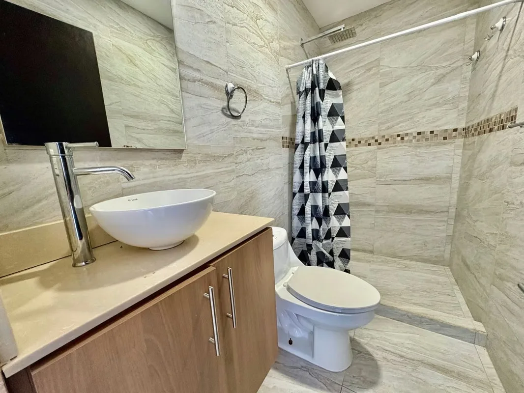 ESCAZU! LOVELY 3 LEVEL TOWHOUSE FOR RENT WITH KITCHEN APPLIANCES, photo 13