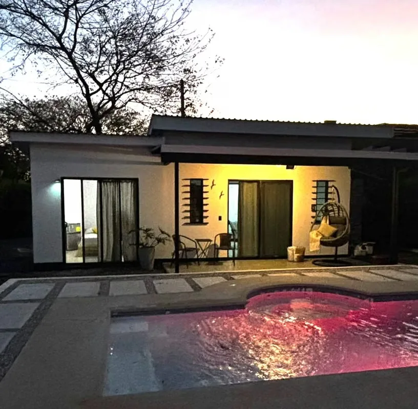 The apartment is located in condo, has security and shared pool exclusive only for the apartment and a house. It is fully furnished and available for 1 person for either short or long ...