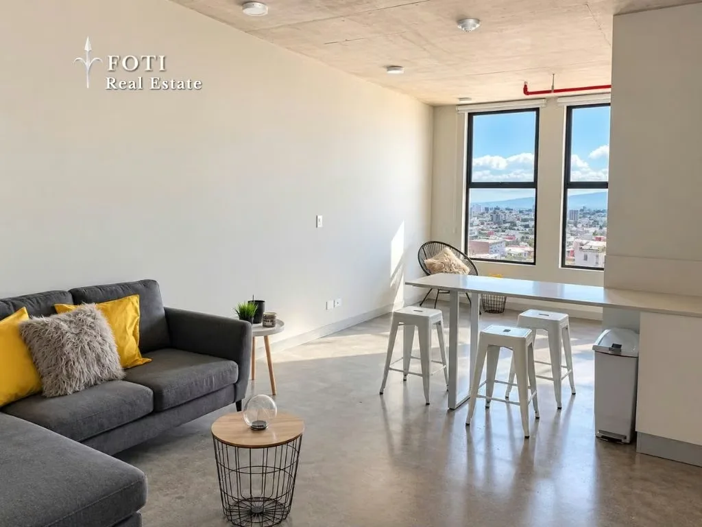 Vivir en Barrio Escalante con una ubicación que permite resolver buena parte del día a día sin depender del automóvil. Este estudio en URBN se encuentra en el piso 14 y ofrece una ...