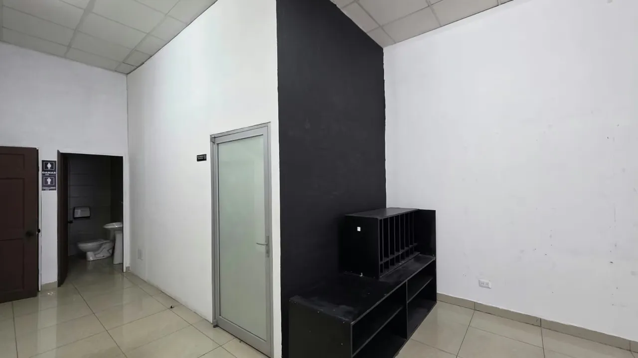 Alquiler de local comercial de 225 metros cuadrados distribuidos en 2 pisos., photo 11