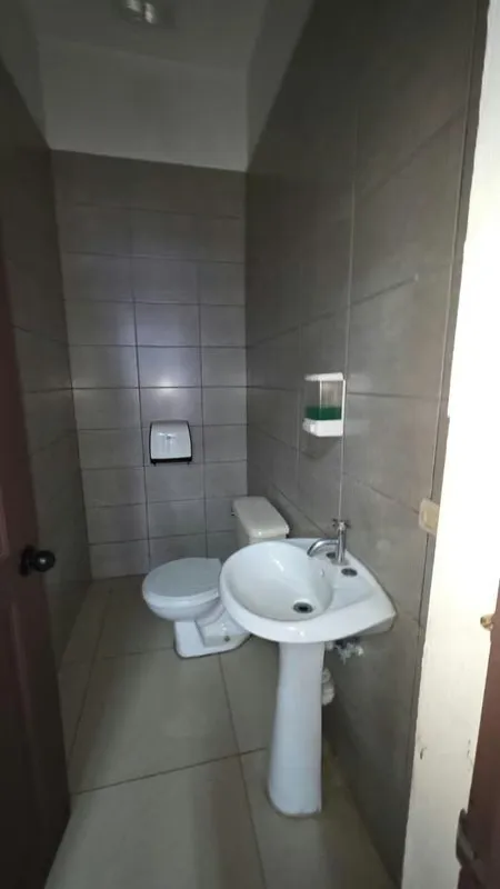Alquiler de local comercial de 225 metros cuadrados distribuidos en 2 pisos., photo 7