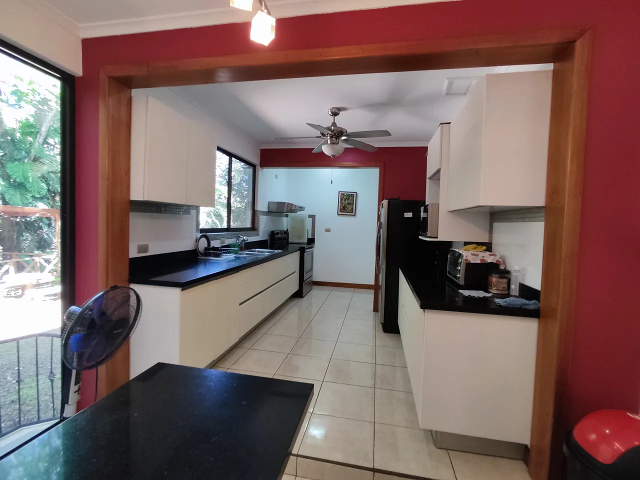 Sophisticated 2-Bedroom Home Near Atenas and Route 27, photo 14