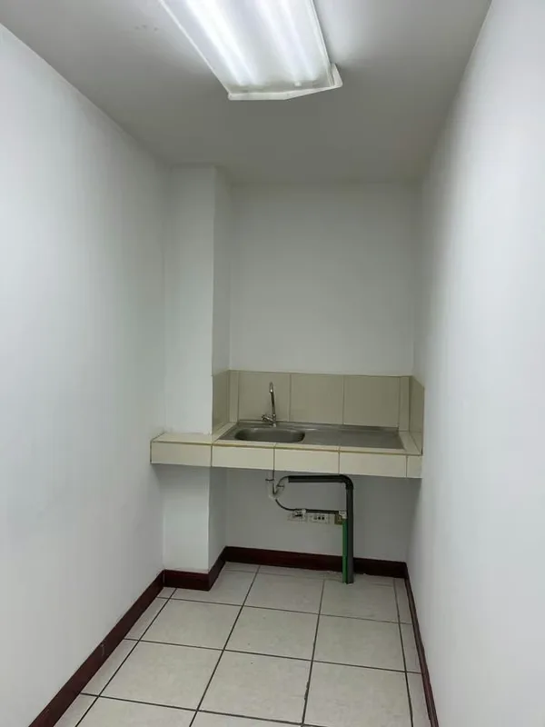 Office for rent in Centro Colon. ID 41821, photo 8