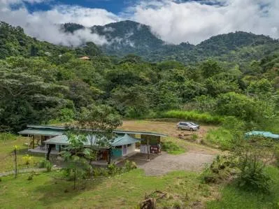 ¡Casa Origen escondida en 2,5 acres de tierra bordeada por un río!, photo 8