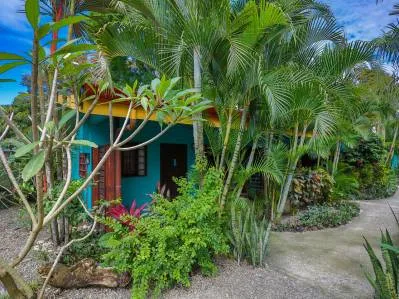 SUCCESSFUL BOUTIQUE HOTEL WITH OWNER’S HOME BY THE BEACH IN UVITA, photo 3
