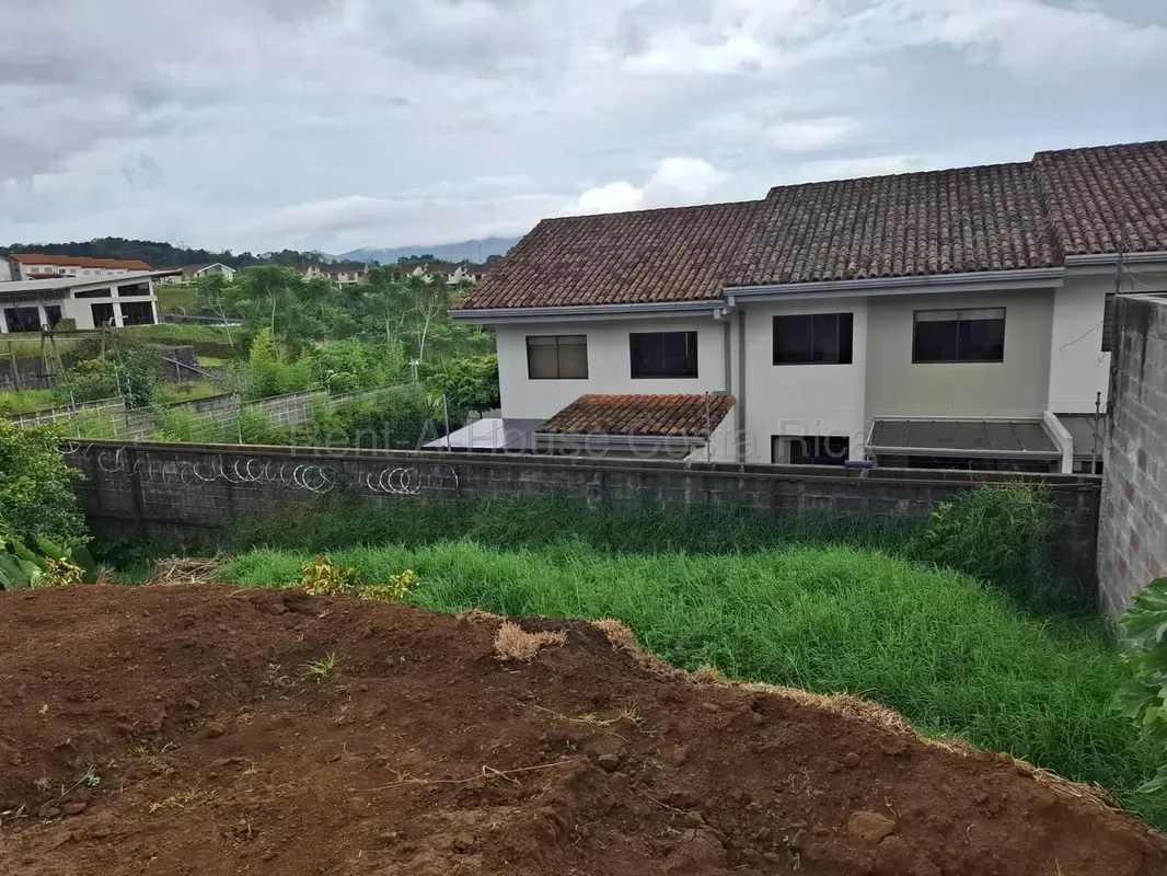 ¡Construí el hogar de tus sueños en un entorno rodeado de naturaleza! Este lote de 384 m², ubicado en un residencial de Mata de Plátano, ofrece un ambiente de clima fresco de ..., photo 4